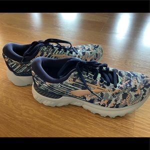 Brooks Adrenaline GTS 19